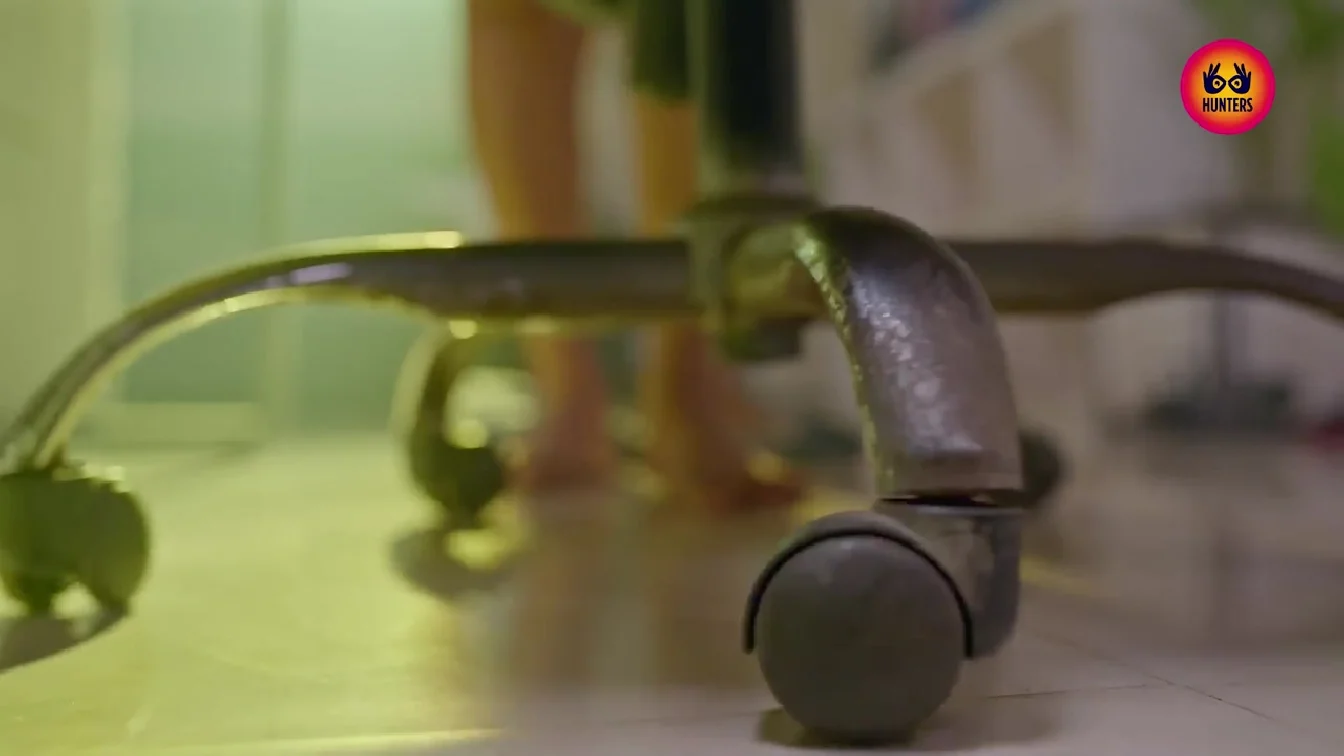KHODA HOSTEL NIKLA LADKA S01 E05 Hunters